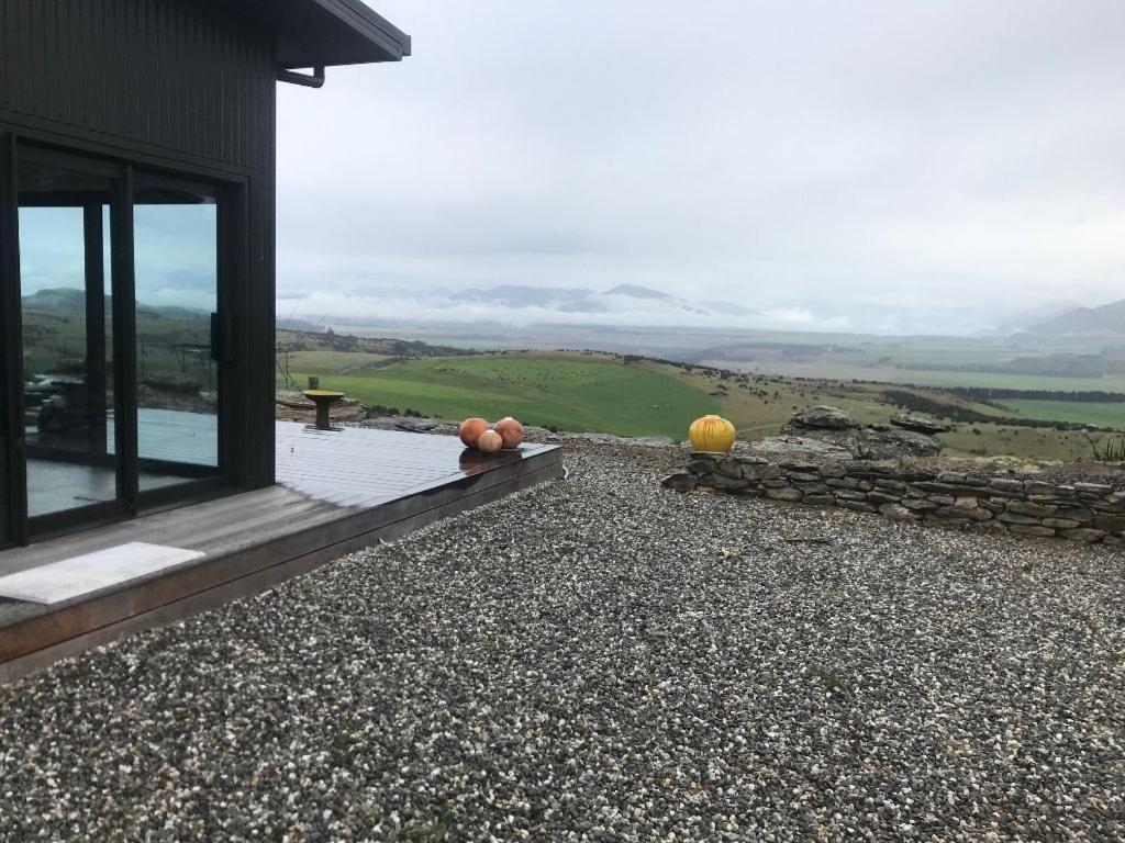 Top Of The World Studio Nestled In The Rock Queensberry 外观 照片
